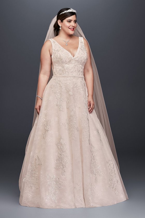 Plus Size Tank V-neck Wedding Dress with Pockets Style 8CWG792