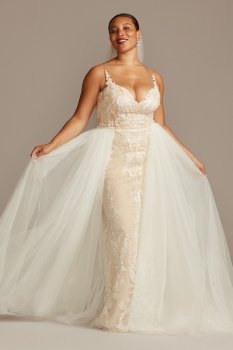 New Elegant Long Fitted Lace Plus Size Wedding Dress Style 8CWG850