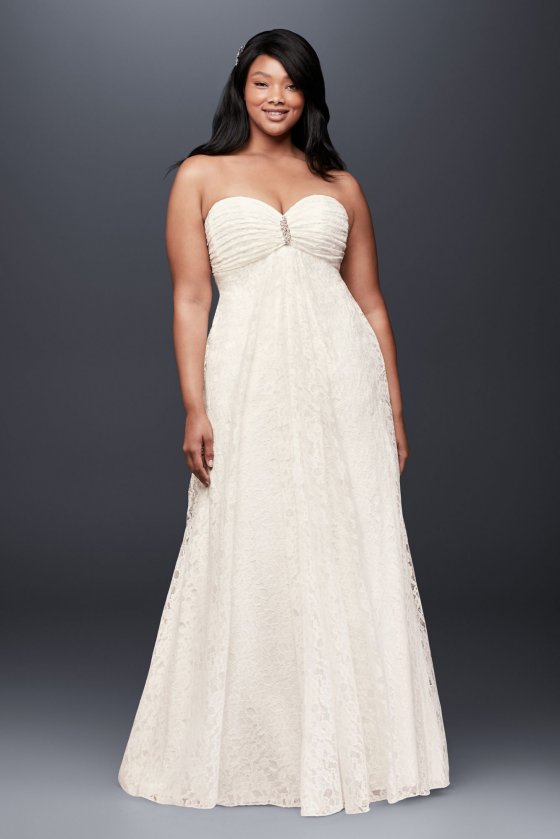 Strapless Sweetheart Neckline Long A-line Leaf Lace Plus-Size Wedding Dress with Brooch 9OP1316