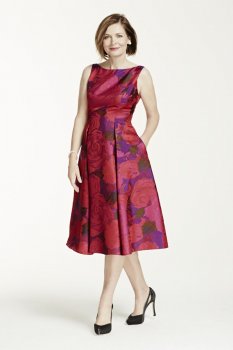 Sleeveless Printed Tea Length Dress with V Back Style 061898800