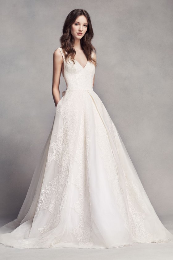 4XLVW351318 Style New Fashion Bow Emebllished A-line Long V-Neck Wedding Dress