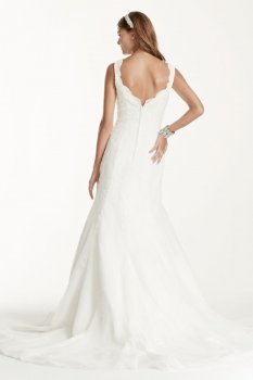 Tank Tulle Trumpet Gown with Lace Detail Style V3643