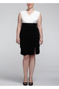 Short Cap Sleeve Jersey Dress with V-Neckline Style LR855W