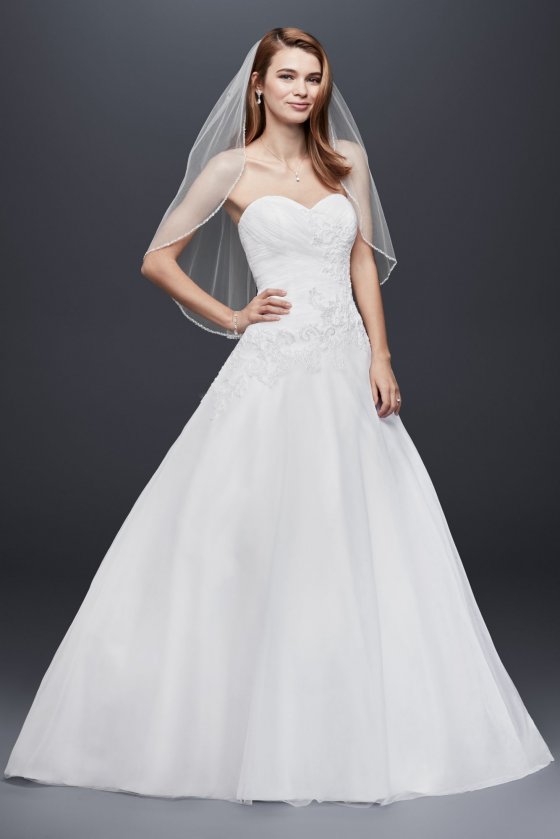 Strapless Tulle Wedding Dress with Lace Applique Style WG3740