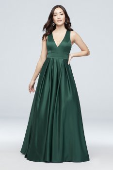Plunging Pleated Satin Ball Gown with Bow 5752TP9A