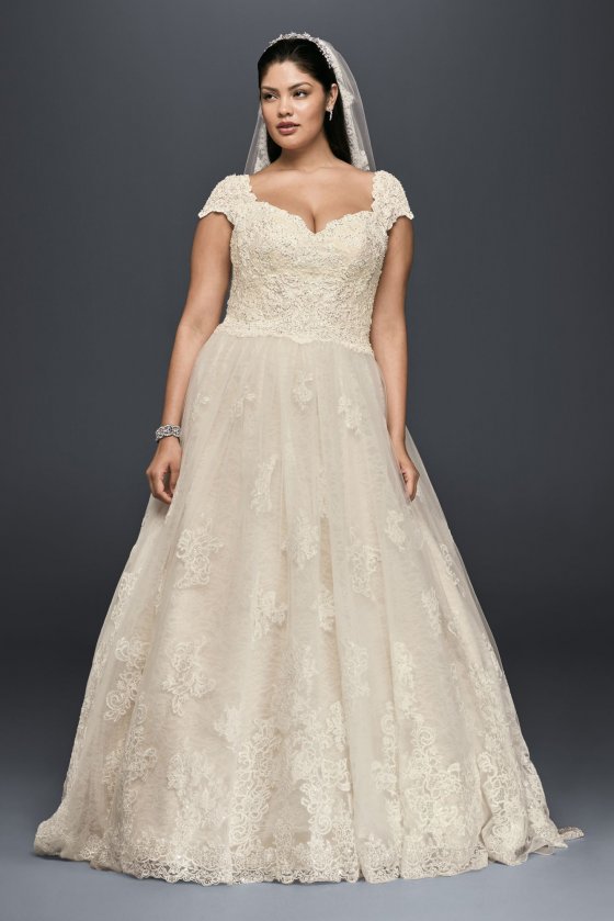 Plus Size 8CWG768 Style Long Cap Sleeve Lace Wedding Dress