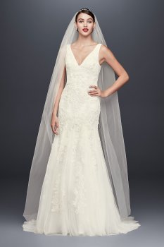 7CWG795 Style V-neck Petite Size Mermaid Floor Length Pearl-Beaded Lace Wedding Dress