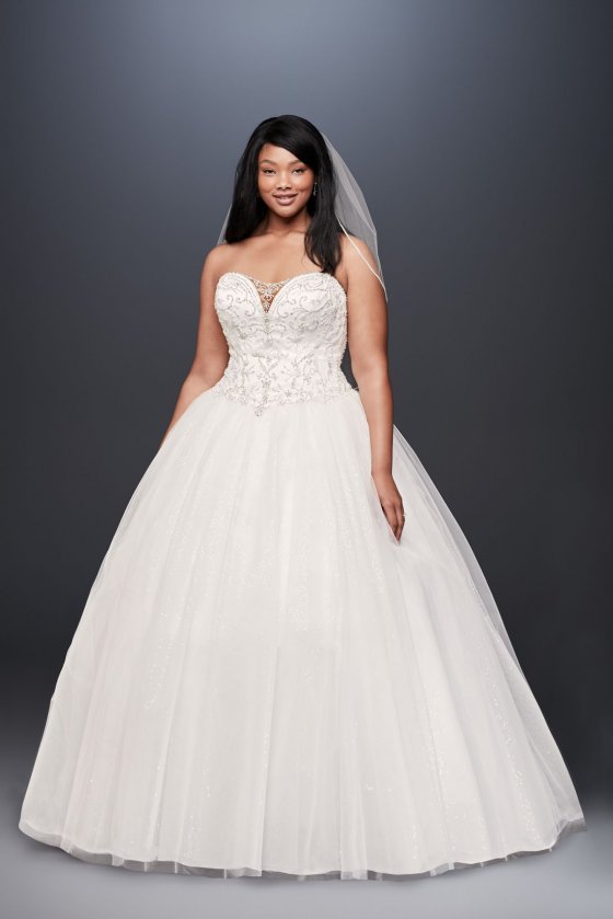 Plus Size New Strapless Sweetheart Neckline Beads Embellished 9V3849 Style Bridal Ball Gown