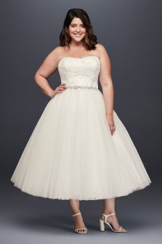 New Elegant Plus Size Strapless Tea Length Lace and Tulle Bridal Dress Style 9WG3876