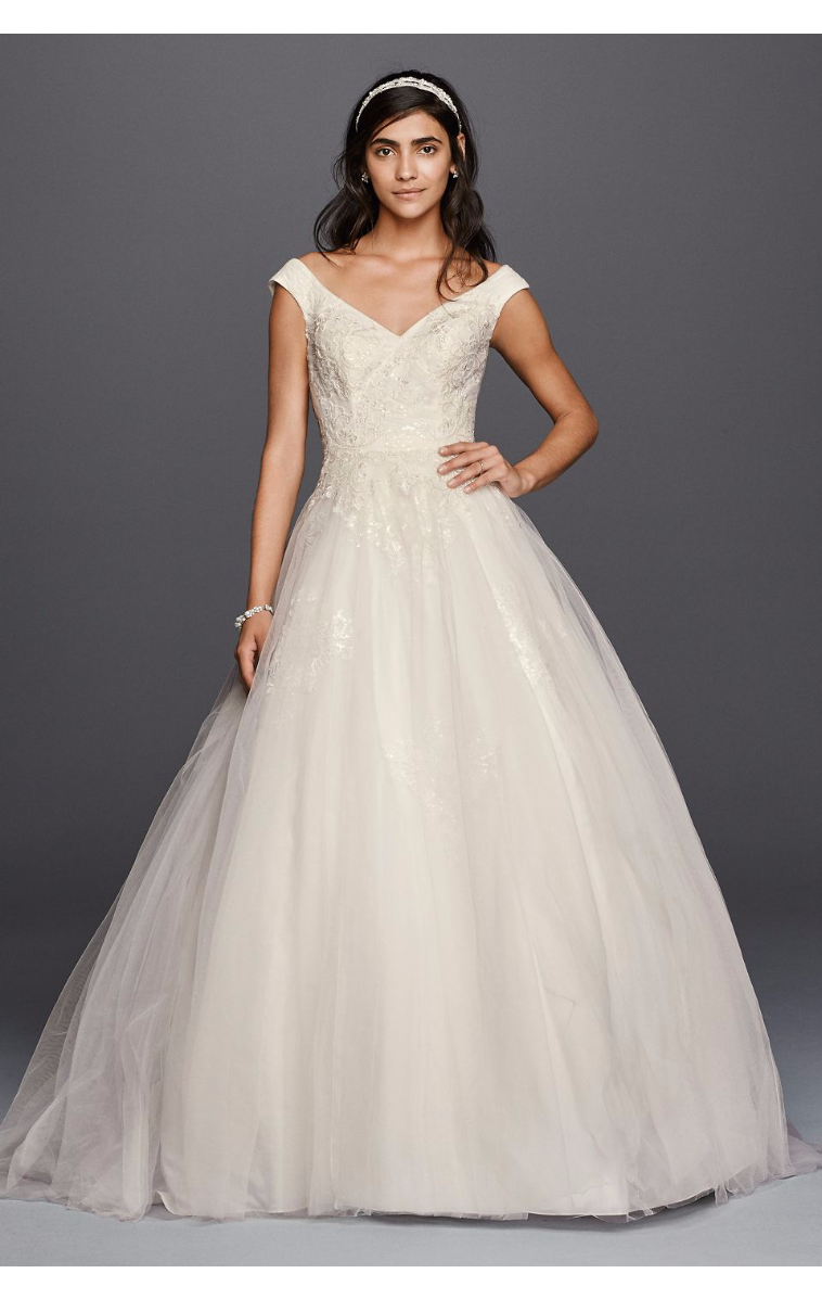 Petite Tank V-neck Tulle Ball Gown Wedding Dresses with Lace Applique 7WG3797